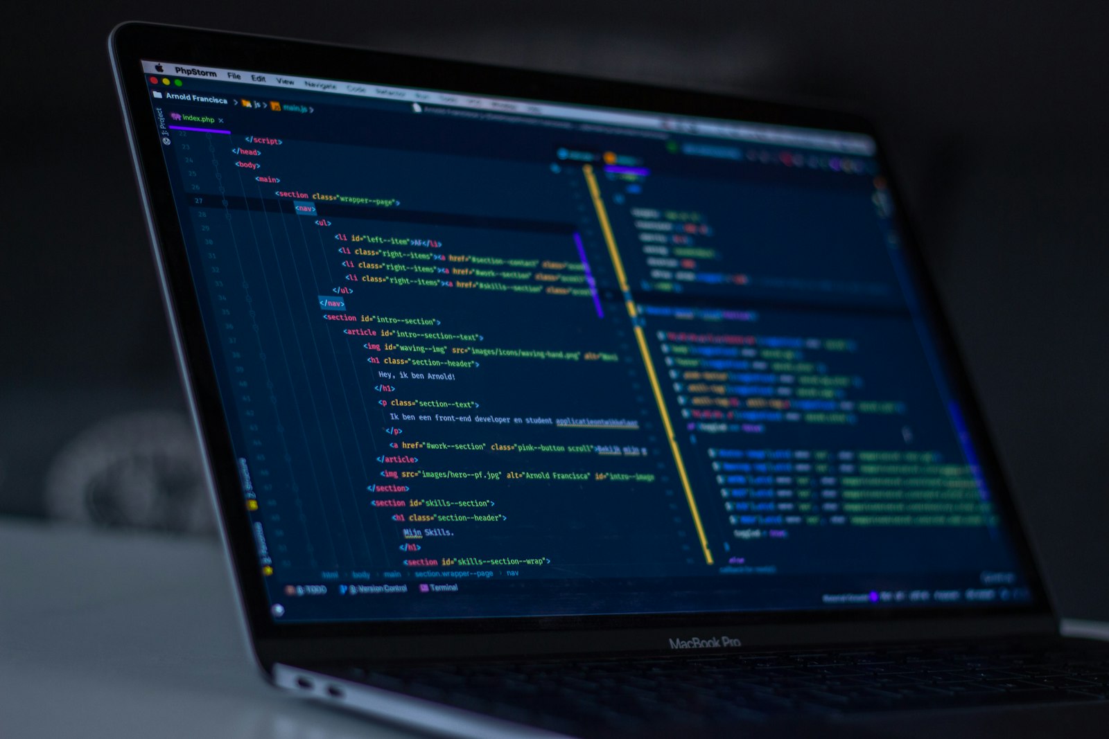 Multilingual Website